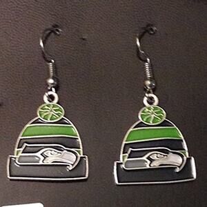 NFL Seahawks Earrings Beanie Knit Hat Dangle Earrings Licensed Seattle 12th New